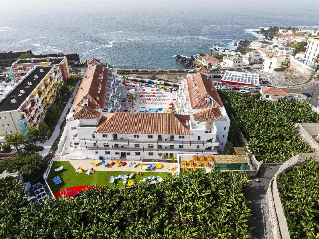 Aerial view of Sholeo Lodges Los Gigantes beside the Atlantic in Tenerife